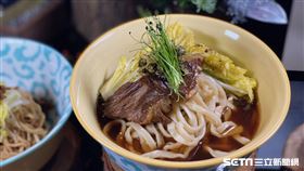 牛肉麵。（圖／記者馮珮汶攝）