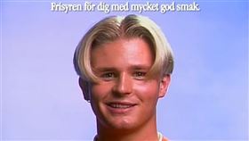 麥當勞改開理髮廳？只剪M型頭　復古髮型強勢回歸（圖／翻攝自
McDonald's Sverige YouTube）