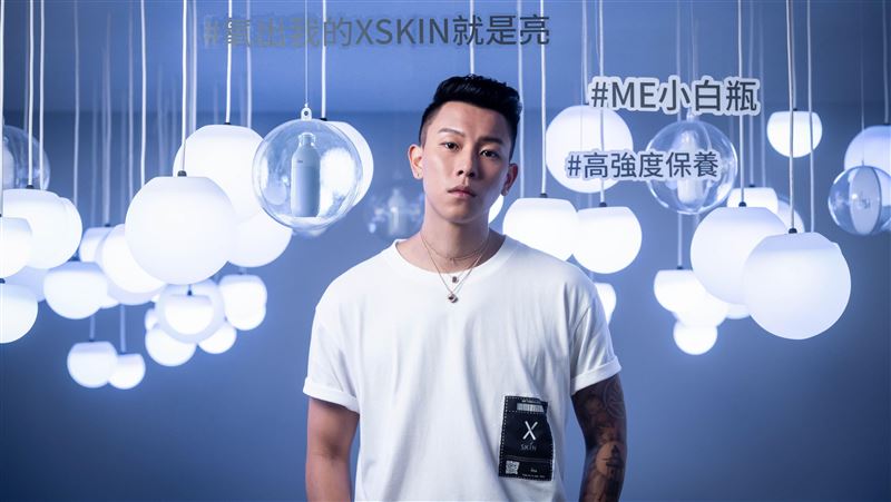 爆粗口嗆不是荷爾蒙　瘦子賣臉卻爆痘
