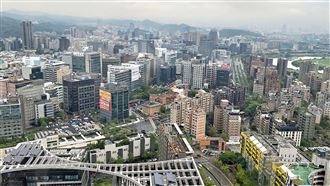 1坪698萬！「台北101」13度蟬聯全台地王