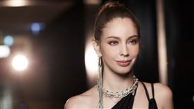 安妮推出單曲《自由女神》。（圖／伊林娛樂提供）