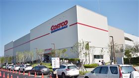 好市多北台中店開幕  道路交通管制好市多（Costco）在台中市的第2家店北台中店20日上午開幕，大批人潮湧入，現場道路交通管制。中央社記者郝雪卿攝  109年11月20日