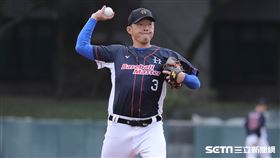 ▲前統一獅投手、現任富邦悍將投手教練吳俊良。（圖／記者劉彥池攝影）