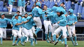 新北市藍在9局下靠著黃劼希再見安打以3：2險勝。（圖／大會提供）