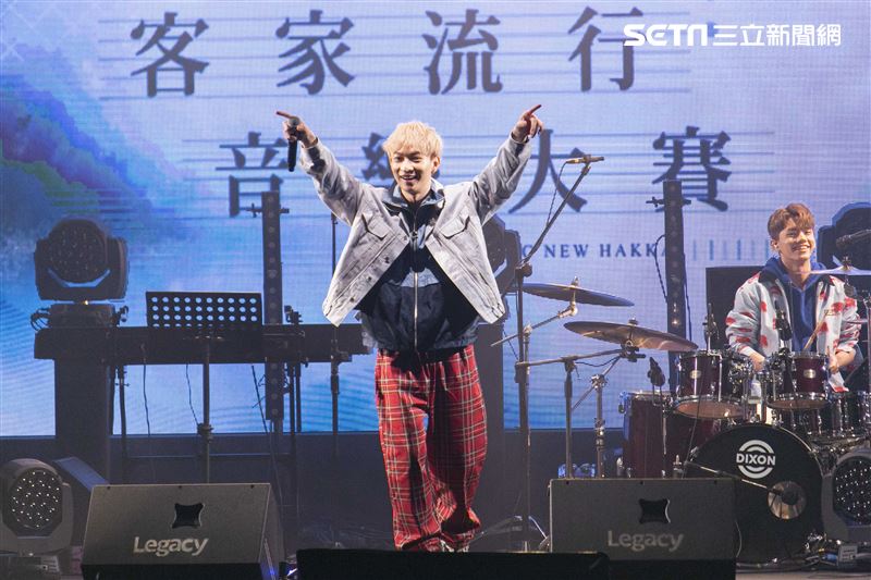 noovy出席客家流行音樂大賽。（圖／記者楊澍攝影）