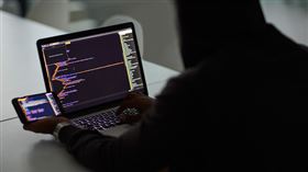 林男被美國「國家失蹤及受剝削兒童中心」發現上傳多張兒童不雅照。（示意圖／翻攝自pixabay）