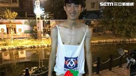 糗大便在褲子上　他跳河穿塑膠袋應急（圖／Edison Chen授權提供）