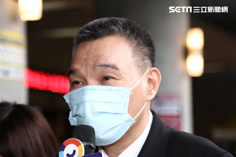 呂曉棟告別式謝金燕、翁立友、龍千玉、吳俊宏、許富凱等眾多藝人出席。（圖／記者楊澍攝影）