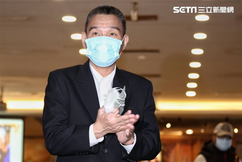 呂曉棟告別式謝金燕、翁立友、龍千玉、吳俊宏、許富凱等眾多藝人出席。（圖／記者楊澍攝影）