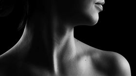 頸部、脖子示意圖／pixabay