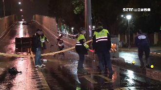 重機撞華江橋護欄　騎士頭部重創亡