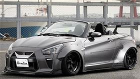 ▲大發Daihatsu Copen改裝車。（圖／翻攝Liberty Walk網站）