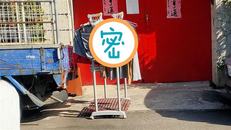 開門見大紅內褲　他羞恥爆網笑：發了