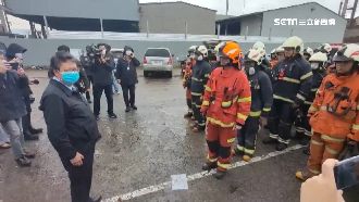 旭富大火狂燒　鄭文燦親自到場勘查