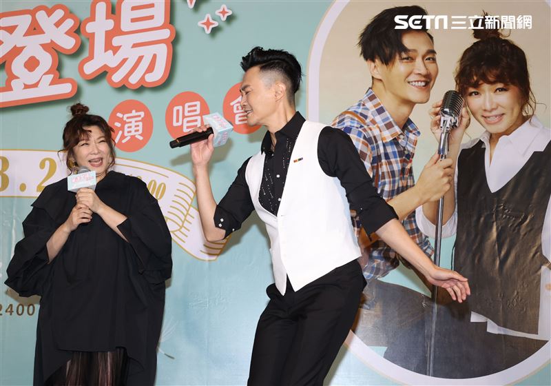 趙詠華、林俊逸出席「華逸登場」演唱會售票記者會。（記者邱榮吉/攝影）