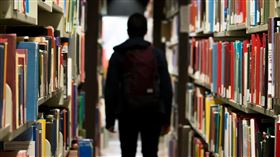 學生 圖書疃(示意圖／翻攝自Pixabay)