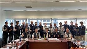 台中建設局邀請電機技師公會-台中市冷凍空調技師公會等代表進行歲末座談（圖／台中市政府）