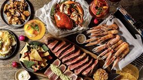 1.5KG戰斧牛、20盎司厚切肋眼、愛爾蘭螯蝦…棧直火超霸氣海陸耶誕大餐