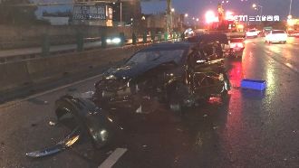 下車看車損遭撞飛　國道2次車禍奪命