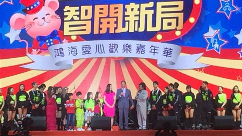 鴻海每人1萬！年終伴手竟有超狂禮盒
