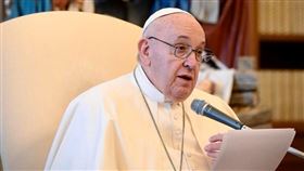 教廷21日呼籲天主教徒接種武漢肺炎疫苗，並表示，施打以墮胎胎兒細胞株製成的疫苗，「在道德上可允許」。圖為教宗方濟各。（圖取自instagram.com/franciscus）