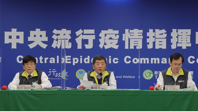 本土破功陳時中嘆氣　醫：因他是機長