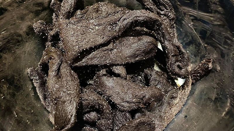 尾牙抽中「黑抹布」　內行曝驚人天價