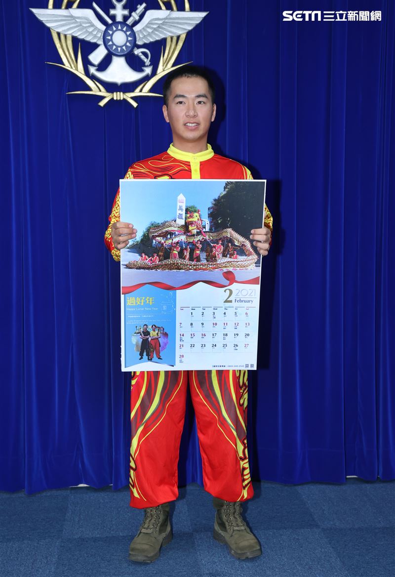 陸軍馬防部南竿守備大隊機步連許祐豪上士(2月份形象月曆代表)。（記者邱榮吉/攝影）        