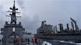 美日軍艦南海聯合演習美國海軍勃克級飛彈驅逐艦馬侃號（DDG-56）12日起與日本海上自衛隊第2護衛隊群在南海展開聯合演習。（第7艦隊提供）中央社記者林宏翰洛杉磯傳真  109年10月14日