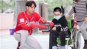 ▲味全龍巡迴校園活動。（圖／味全龍隊提供）