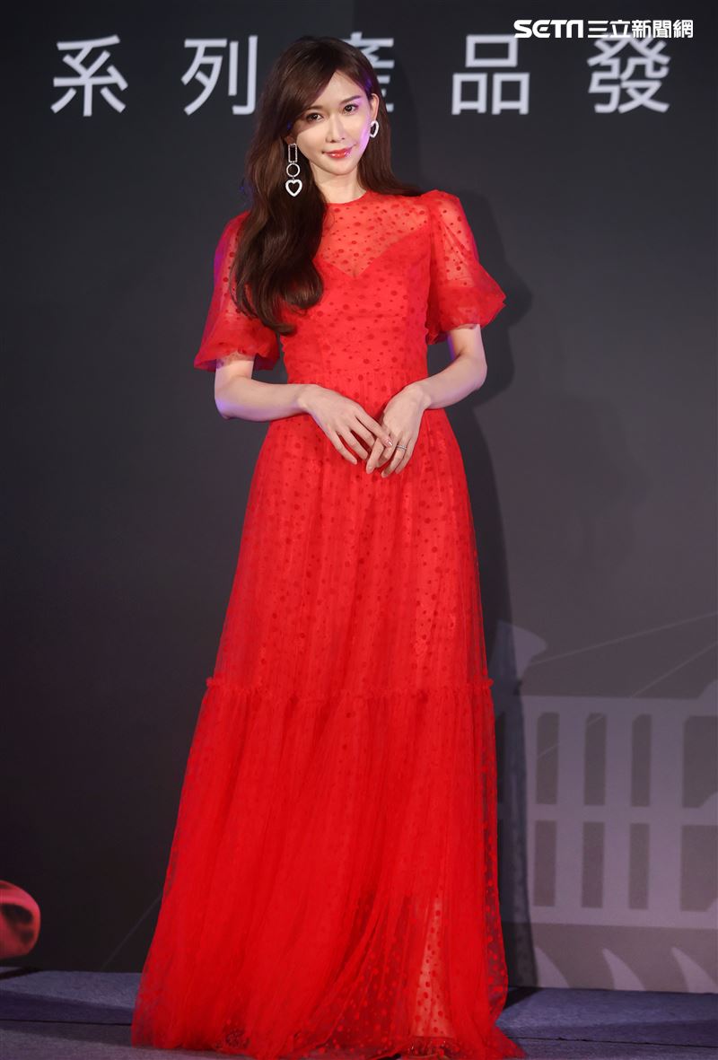 林志玲廣告片大秀芭蕾舞力全開，展露出多面向蘊藏實力。（記者邱榮吉/攝影）