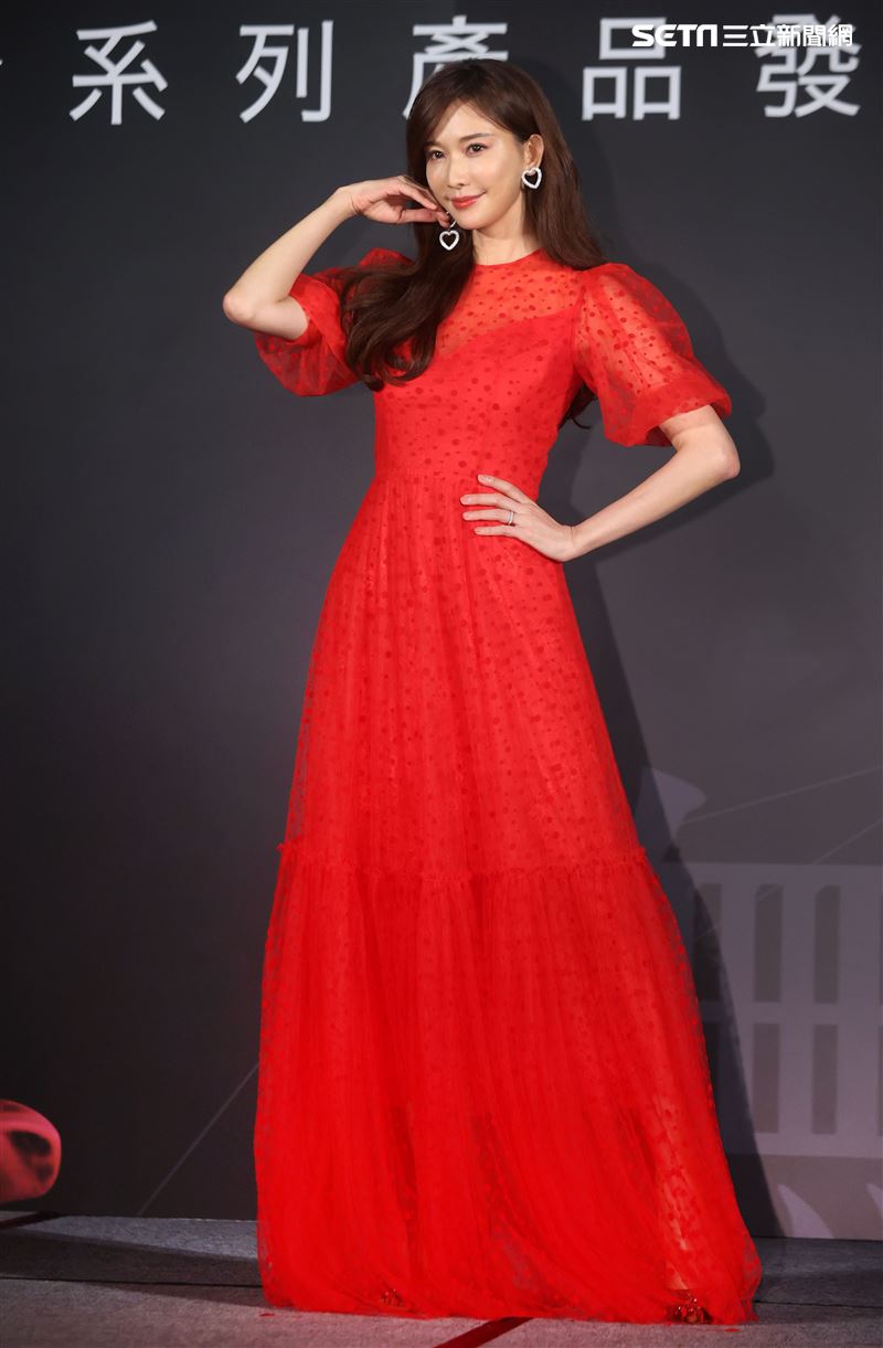 林志玲廣告片大秀芭蕾舞力全開，展露出多面向蘊藏實力。（記者邱榮吉/攝影）