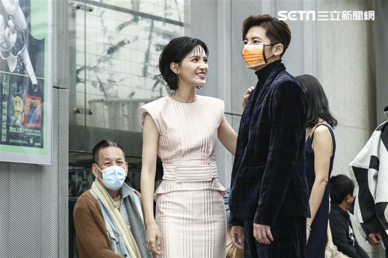 李國毅、吳子霏、喜翔、龍劭華、陳珮騏、張翰、明杰、錢俞安、巫建和出席《金愛演真探團》首映記者會。（圖／記者楊澍攝影）