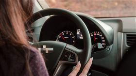 駕訓班，開車，駕駛，駕照，教練（示意圖／翻攝自Pixabay）