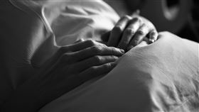 pixabay,病人,病床,醫院,受傷,植物人