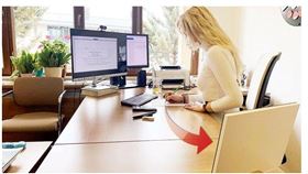 土耳其畢爾肯特大學為防線上考試作弊，對約1.1萬名學生寄出裝有鏡子的包裹，要求考試時使用，讓教師透過攝影機，從鏡子裡看到學生周遭情況。（圖／翻攝自自由日報網頁hurriyet.com.tr）
