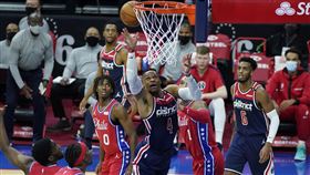 威少轉隊首戰大三元　巫師還是輸
NBA,華盛頓巫師,Russell Westbrook,大三元,費城七六人
美聯社／達志影像