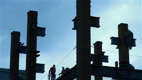 北台新屋預售推案破兆元　歷史第4大量建商信心回籠，房市推案量再度爆量，住展雜誌統計，北台灣今年前11月新成屋與預售屋推案量為新台幣1兆元，創下歷史第4大量紀錄。中央社記者徐肇昌攝　108年12月12日