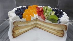 好市多，綜合水果蛋糕，翻攝自臉書社團