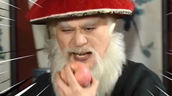 鰲拜變聖誕老公公　霸氣唱跳金勾標