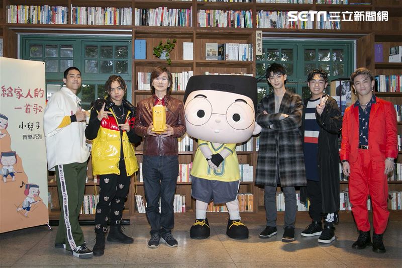 林隆璇、林亭翰父子、「小兒子」阿甯咕、街舞男團B.T.O.D小兒子音樂系列《愛搞怪的小東西》媒體茶敘。（圖／記者楊澍攝影）
