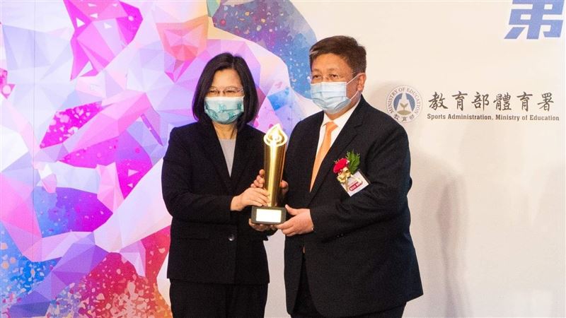 運彩銷售屢創佳績　威剛頒體育推手獎