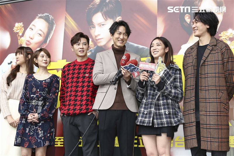 《廢財闖天關》粉絲見面會李國毅、李亦捷、邱昊奇、梁舒涵、邵翔、梁以辰、管麟、吳季璇、黃甄妮、地球出席。（圖／記者楊澍攝影）