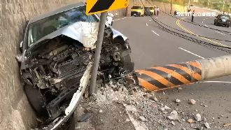 酒駕男撞斷電線桿　粗估賠上30萬