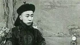 溥儁曾被慈禧太后拱上皇位，年號為保慶。（圖／翻攝自維基百科）