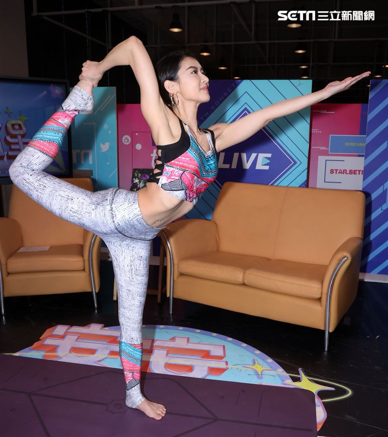 Miya安安大明星(寫真宣傳)。（記者邱榮吉/攝影）