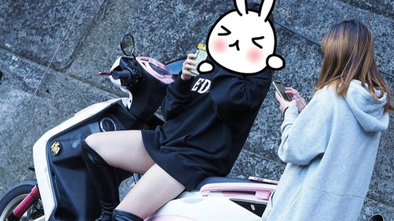 台7正妹被告白！下身失蹤震撼車友圈