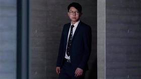 流亡海外的香港本土派人士張崑陽傳遭港警以港區國安法通緝。（圖取自facebook.com/sunnycheungky）