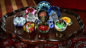 紙鎮,骨灰盒。（圖／翻攝自Pixabay）