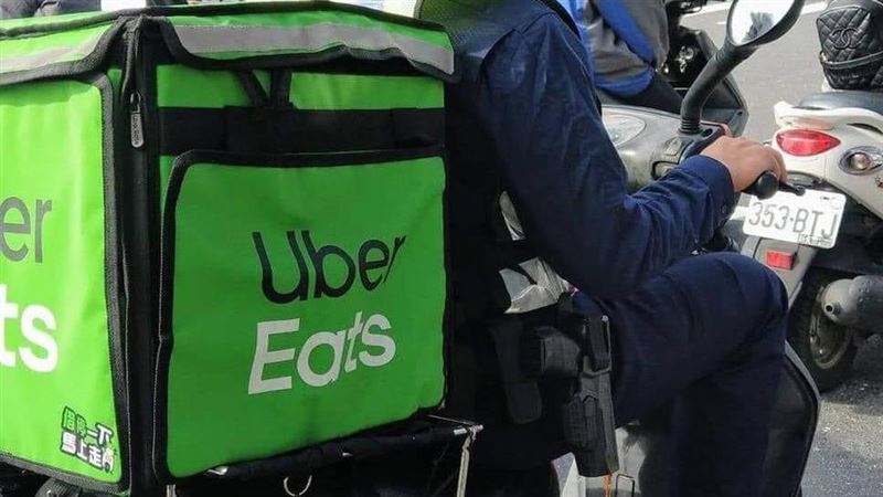 配槍兼差拚外送？　北市警澄清這原因